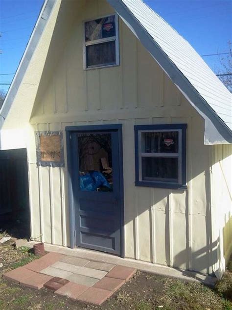 The Hairy Grandmas Tiny House .